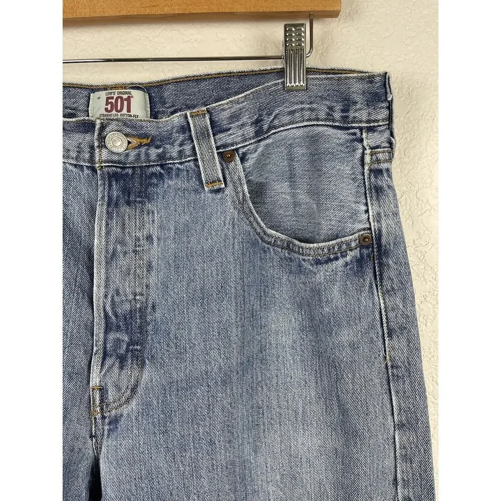 Vintage Levi's 501‎ Button Fly Mens Jeans Size 36x32 Medium Wash Made In Haiti